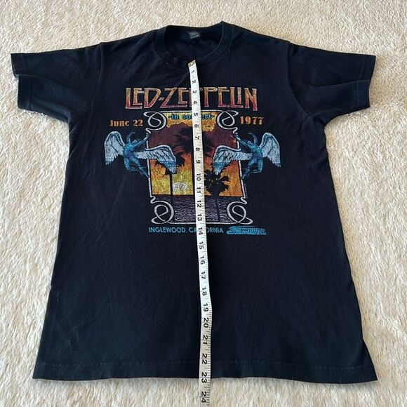 Led Zepplin short sleeve shirt black size small - Picture 9 of 16